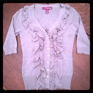 3 for $15 Gray 3/4 sleeve ruffle front cardigan
